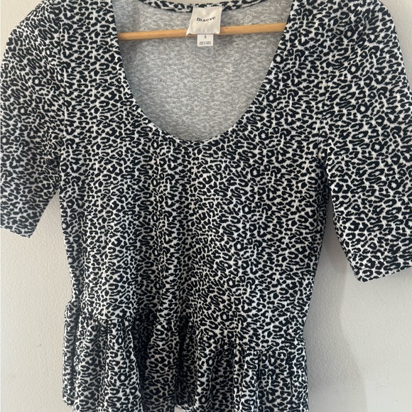 Anthropologie Maeve Leopard Print Scoop Neck Peplum Top Black White Size Small - Picture 5 of 9